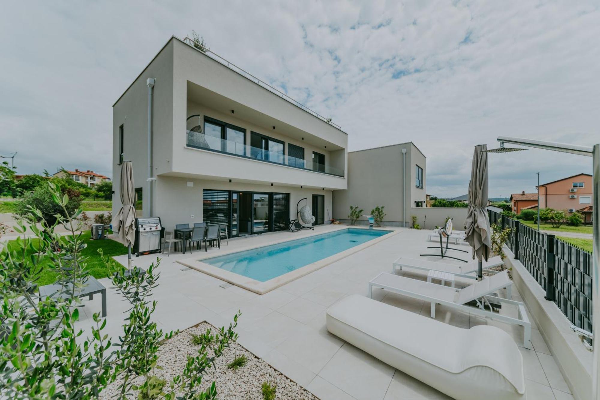 Villa Maha Chandra Novigrad Istria